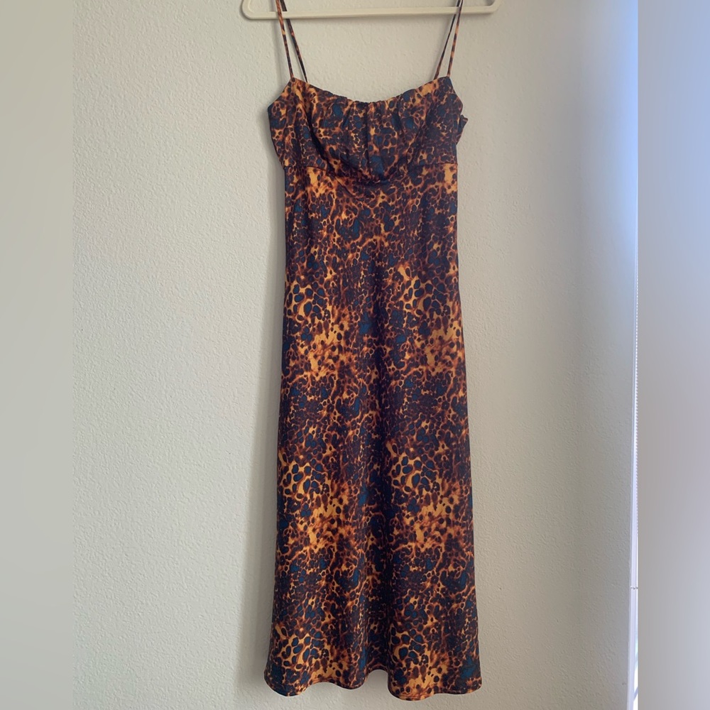 WAYF Leopard Print Midi Dress
